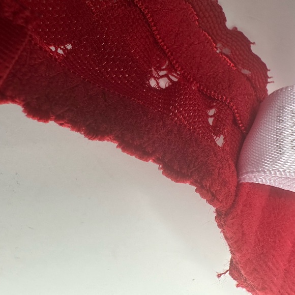 Strapless Red Padded Bra 36C - Picture 8 of 8